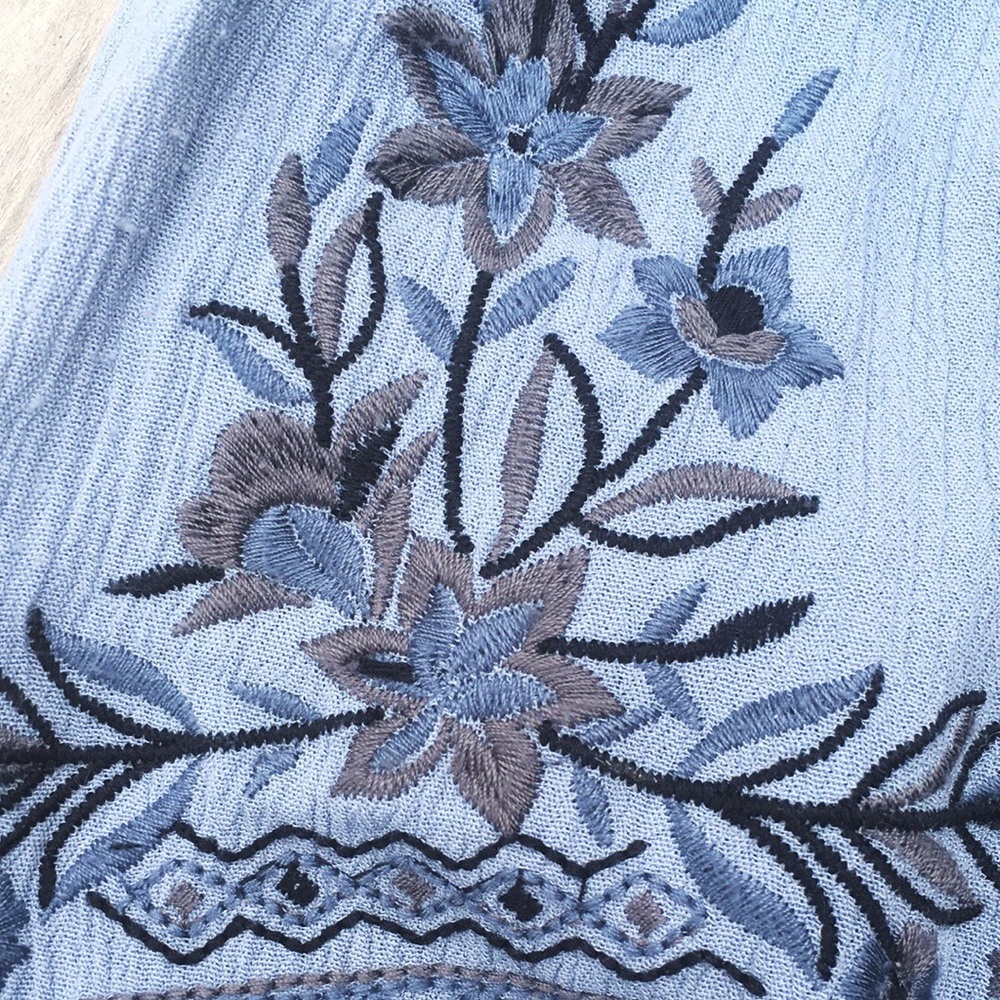 Cold Shoulder Peasant Top - Picture 2 of 4